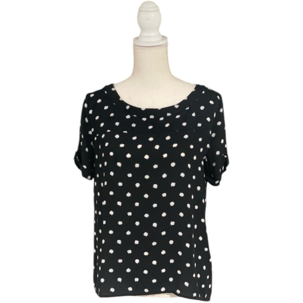 Loft B&W Polka Dot Short Sleeve Top size small
